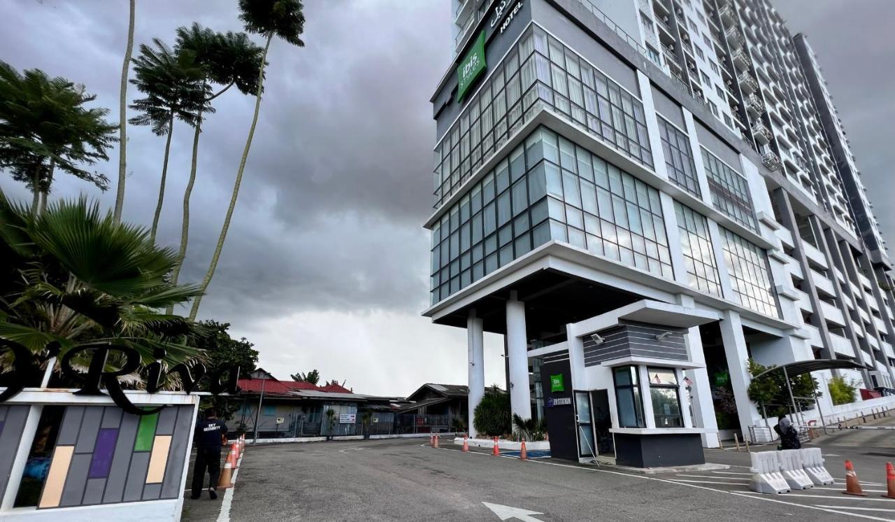 Riverview 8Pax 2Br In Kbtown Netflix, Wi-Fi B-3A-5 Kota Bharu Exterior foto